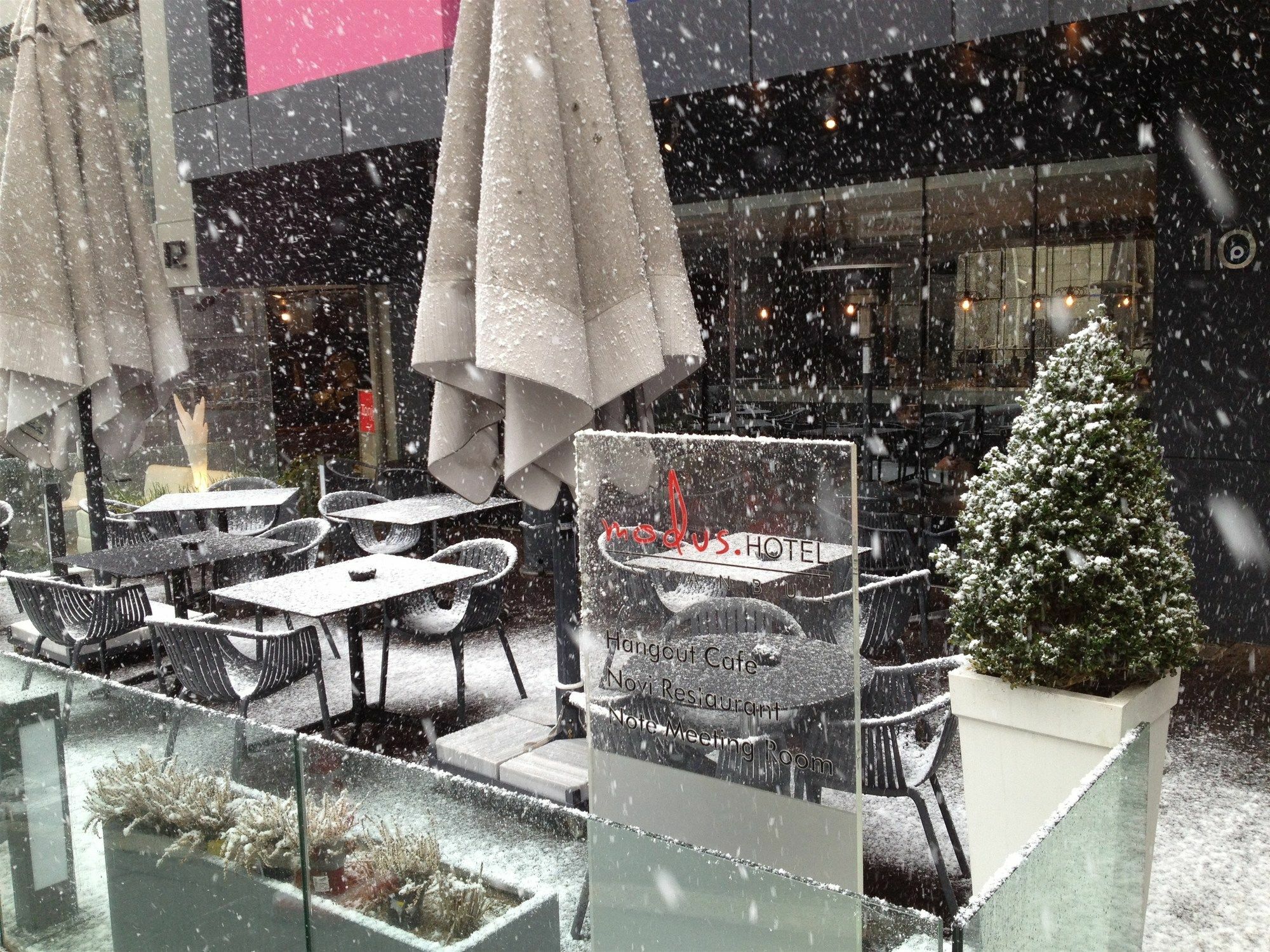Modus Hotel Istanbul Exterior photo